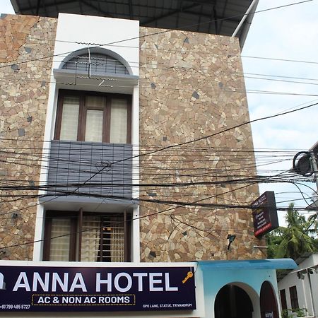Anna Hotel Thiruvananthapuram Ngoại thất bức ảnh