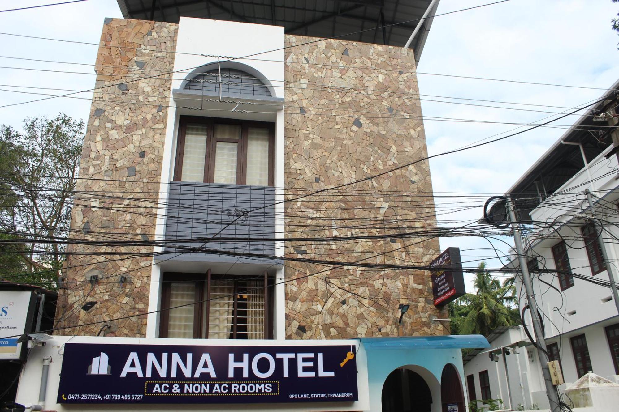 Anna Hotel Thiruvananthapuram Ngoại thất bức ảnh